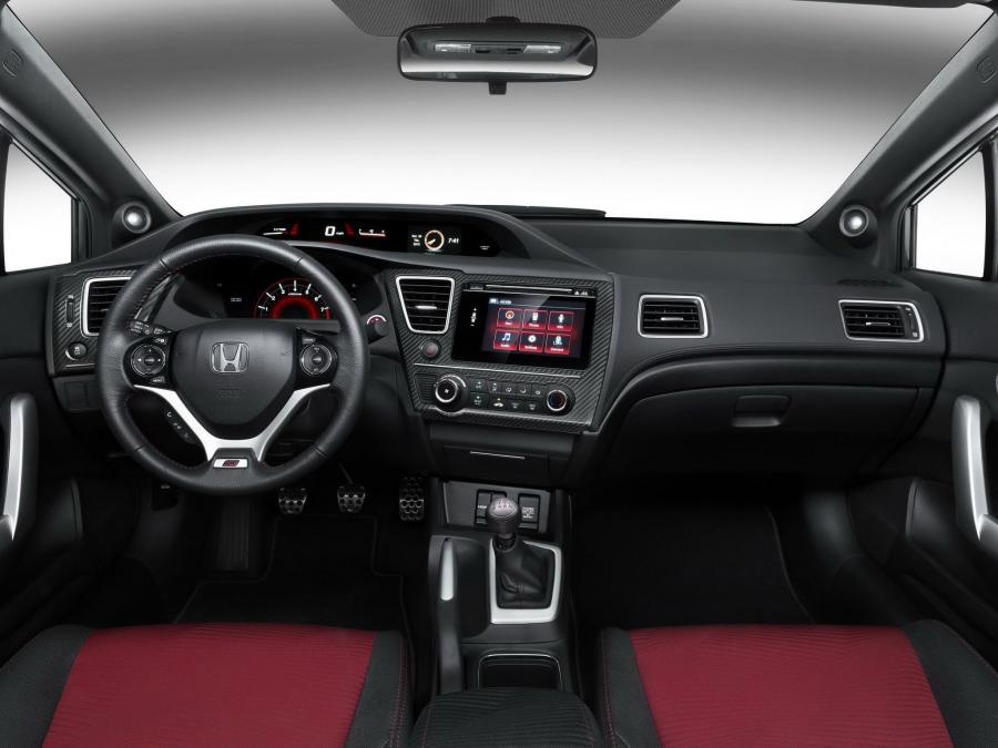  Honda Civic Si Coupe 2014 года  (фото 6 из 12)